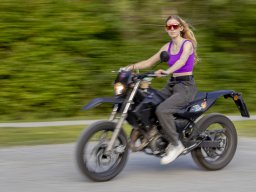 Anna Lena - Moped Mitzieher